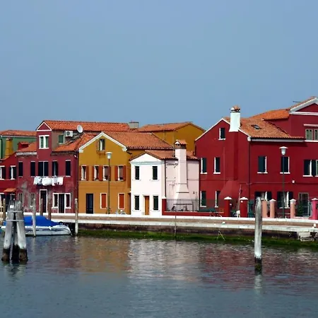 Yacht Sarah Venezia Botel La Giudecca